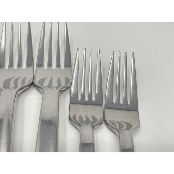 CAMBRIDGE SILVER Destiny Satin Set Of 4 Dinner Forks 8 1/8” And 2 Salad 7 1/8” - Picture 5 of 8